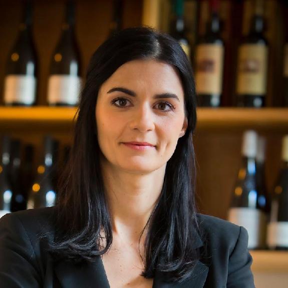 Vin & Société<br><b>Les Français font confiance aux professionnels de la filière viticole</b>