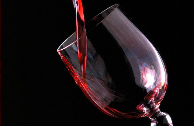 IWSR<br><b>La consommation de vin va augmenter d’un milliard de bouteilles par an dans le monde</b>